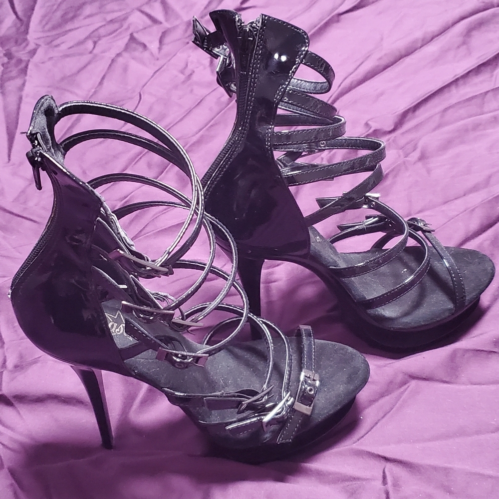 Black Pleaser strappy ankle booties size 10